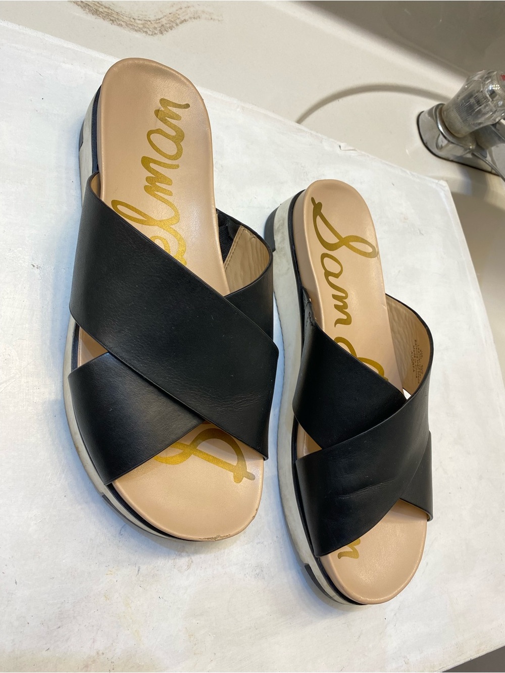 Sam Edelman Audrea Slide good condition good bottom clean interior Size 8.5M - Picture 8 of 8